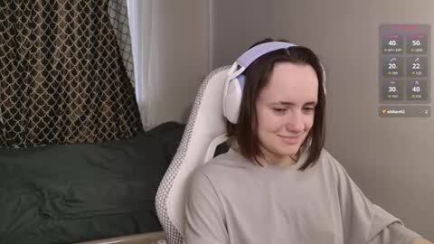 luna_loveeee online show from September 12, 2025, 7:19 am