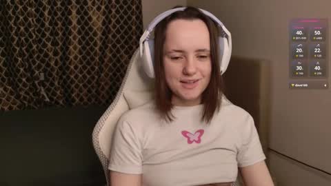 luna_loveeee online show from November 24, 2025, 3:17 am