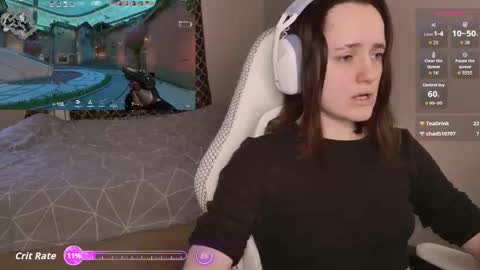 Snapshot of luna_loveeee chatting on February 6, 2026, 5:01 am luna_loveeee online show from February 6, 2026, 5:01 am