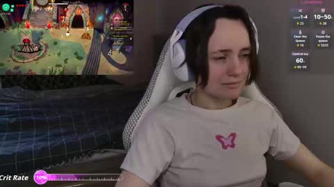 luna_loveeee online show from March 13, 2026, 3:57 am