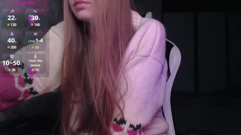 Snapshot of luna_loveisgood chatting on January 4, 2025, 12:27 pm Luna online show from January 4, 2025, 12:27 pm