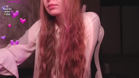 Snapshot of luna_loveisgood chatting on January 7, 2025, 1:38 am Luna online show from January 7, 2025, 1:38 am