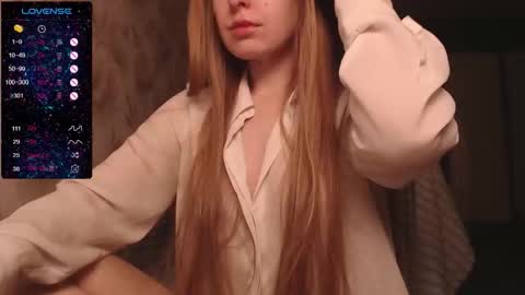 Snapshot of luna_loveisgood chatting on September 30, 2025, 12:43 pm Luna online show from September 30, 2025, 12:43 pm