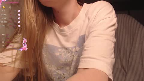 Luna online show from December 22, 2025, 2:36 pm