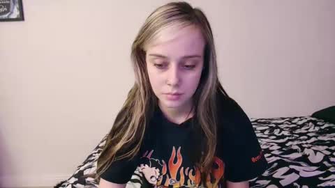 Luna online show from February 14, 2025, 2:07 am