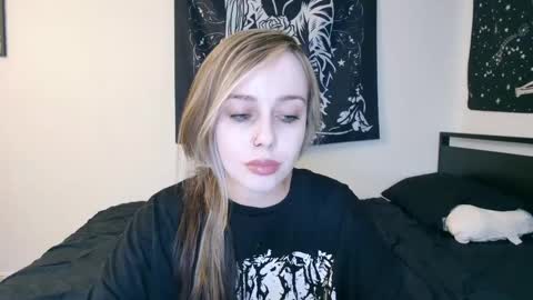 Luna online show from September 21, 2025, 5:20 am