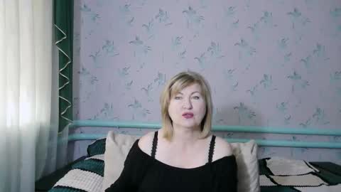 luna_lure11 online show from November 21, 2025, 8:57 am