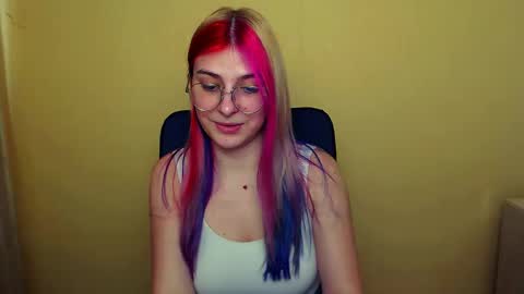 Luna online show from February 21, 2025, 12:17 pm