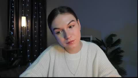 Luna online show from January 12, 2026, 4:39 am