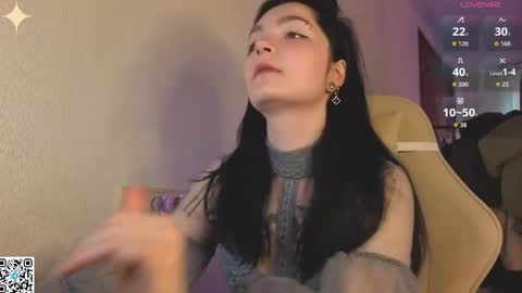 Luna online show from April 13, 2026, 12:49 am