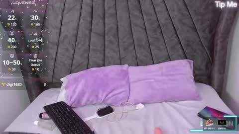 Snapshot of luna_starr69 chatting on September 19, 2025, 8:20 pm luna_starr69 online show from September 19, 2025, 8:20 pm