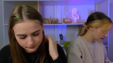 Luna online show from September 12, 2025, 8:25 am