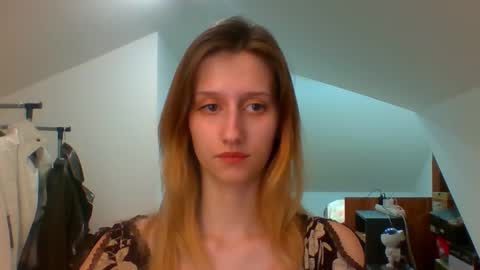 Snapshot of luna_xsensual chatting on January 24, 2025, 6:25 pm L U N A  online show from January 24, 2025, 6:25 pm
