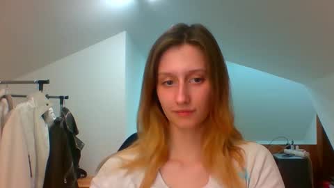 Snapshot of luna_xsensual chatting on March 12, 2025, 6:44 pm L U N A  online show from March 12, 2025, 6:44 pm