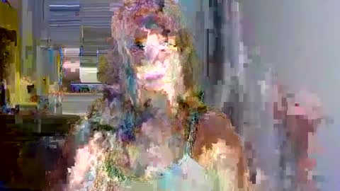 Snapshot of luna_xsensual chatting on October 24, 2025, 7:05 am L U N A  online show from October 24, 2025, 7:05 am