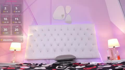 lunaa_hart online show from December 13, 2025, 7:53 pm