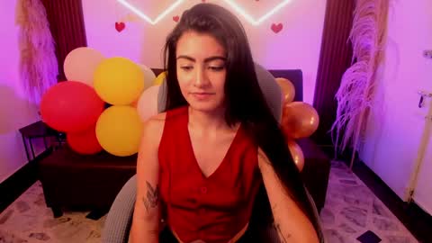 Snapshot of lunaa_lynch chatting on April 21, 2026, 9:06 pm Luna online show from April 21, 2026, 9:06 pm