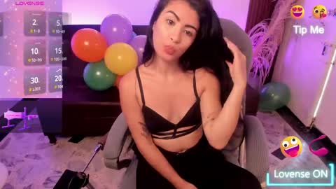 Snapshot of lunaa_lynch chatting on June 4, 2026, 8:37 pm Luna online show from June 4, 2026, 8:37 pm