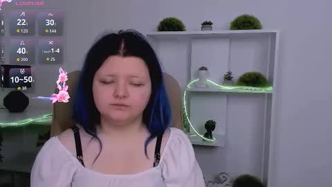 Luna online show from March 27, 2026, 6:41 am