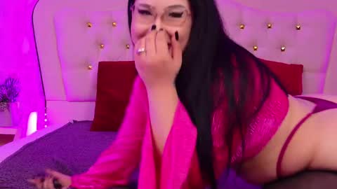 Snapshot of lunababe_ chatting on May 11, 2026, 11:16 am lunababe_ online show from May 11, 2026, 11:16 am