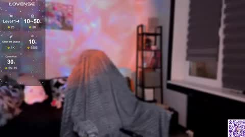 Britney online show from November 9, 2025, 5:06 am