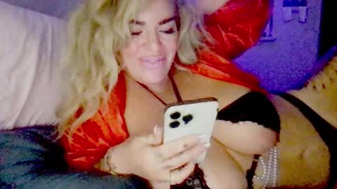 Luna Daddys Girl online show from November 26, 2025, 8:15 am