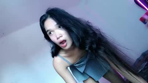 lunafoxx_ online show from February 14, 2026, 3:36 am