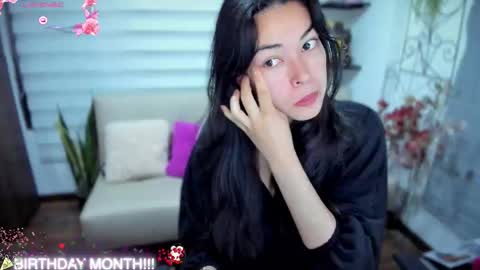 Luna online show from November 21, 2025, 3:05 am