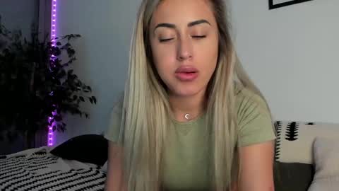 Laura online show from February 8, 2025, 7:26 am