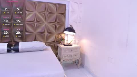 Luna  online show from March 16, 2026, 12:42 pm