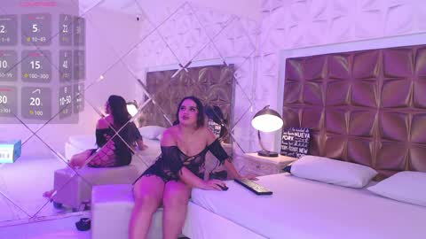 Luna  online show from April 1, 2026, 12:28 pm