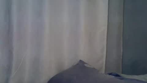 lunalove22_ online show from October 4, 2025, 5:55 pm