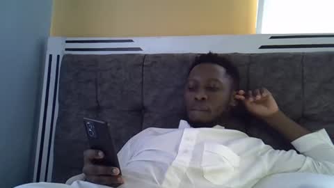 lunalove22_ online show from November 9, 2025, 5:28 am