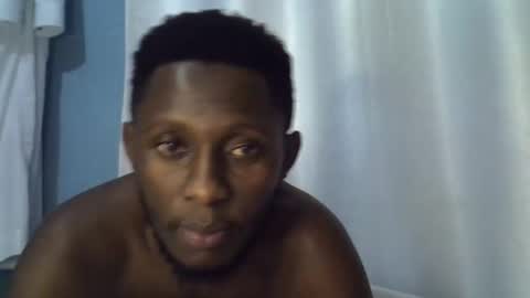 lunalove22_ online show from November 17, 2025, 6:03 pm