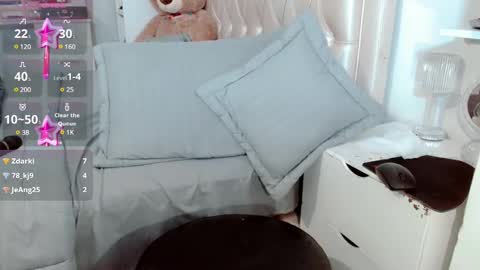 Luna online show from March 12, 2025, 5:46 am