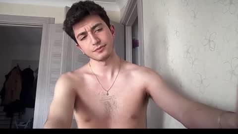 LunaPica online show from March 1, 2025, 1:07 pm