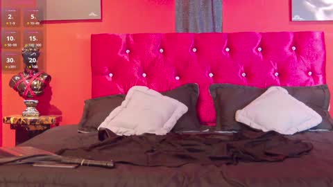 Luna online show from January 23, 2025, 6:56 pm