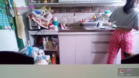 LUNA online show from February 21, 2025, 4:05 pm