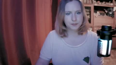 lunamystique_ online show from April 28, 2026, 2:55 pm