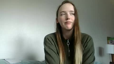 lunapixie2020 online show from September 15, 2025, 7:25 pm