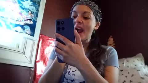 lunasecretadmirer online show from February 13, 2026, 10:39 pm