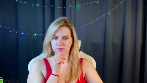 Snapshot of lunasshine chatting on January 9, 2026, 4:04 am LunasShine online show from January 9, 2026, 4:04 am