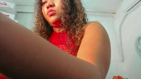 luna online show from September 27, 2025, 2:00 pm