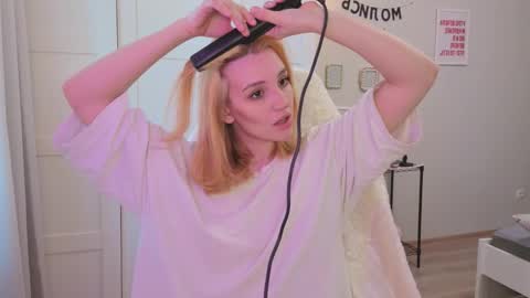 Kate online show from February 3, 2026, 9:58 am