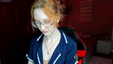 lunaterry online show from June 4, 2026, 7:47 am