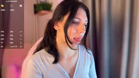 Luna online show from February 15, 2026, 4:09 am