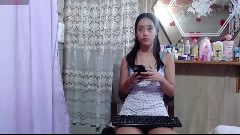 Luna online show from September 24, 2025, 6:55 pm