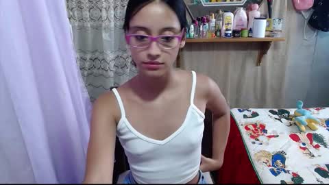 Luna online show from December 5, 2025, 8:16 pm