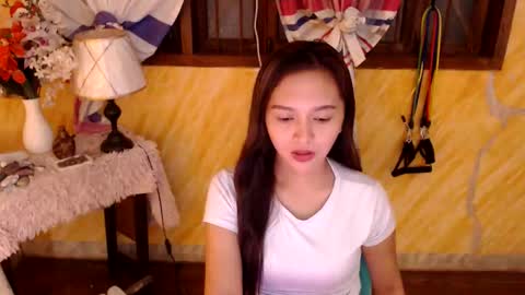 lunawinks_ online show from March 28, 2026, 5:01 pm