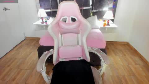  V A L E R I A   online show from December 19, 2024, 2:23 am